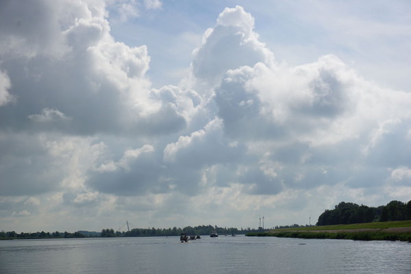 Aqueduct route with overnight stay on an island